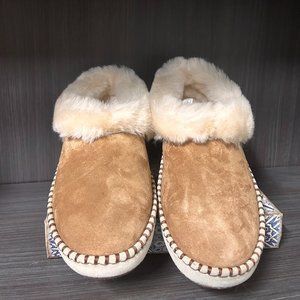UGG WOMEN'S CHESTNUT WRIN SLIPPERS - 10